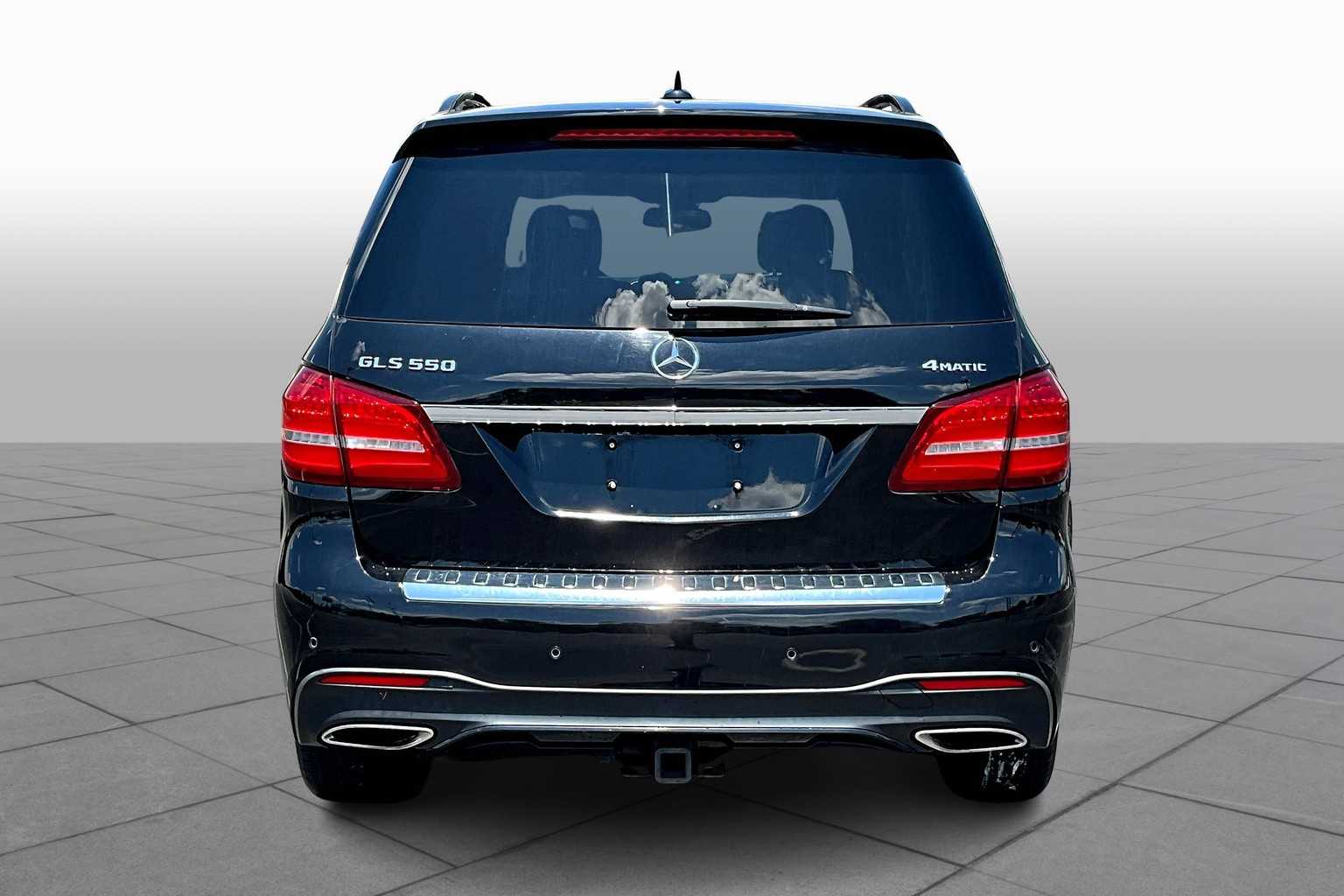 2018 Mercedes Benz GLS 550 4MATIC photo 4