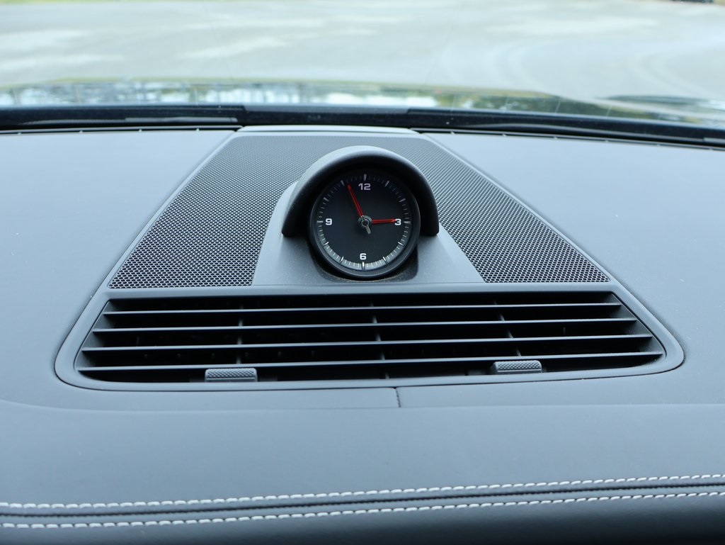 2018 Porsche Panamera Base 4 photo 21