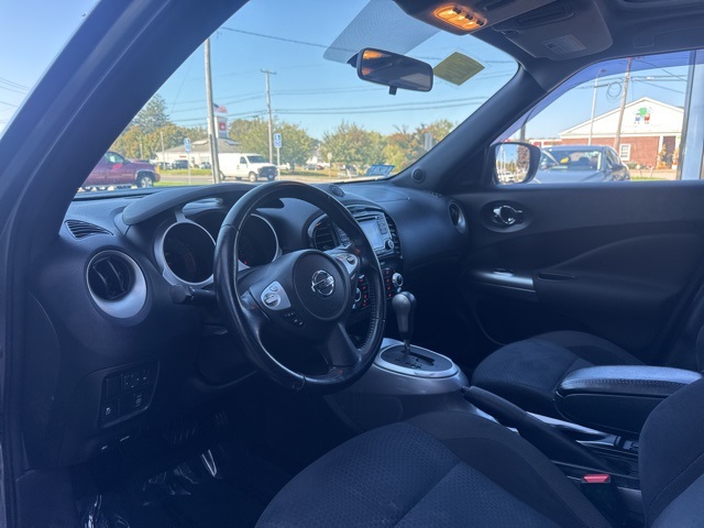 2017 Nissan Juke SV photo 10