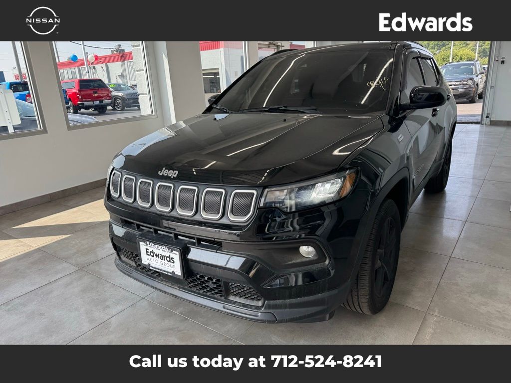 2022 Jeep Compass Latitude photo 6