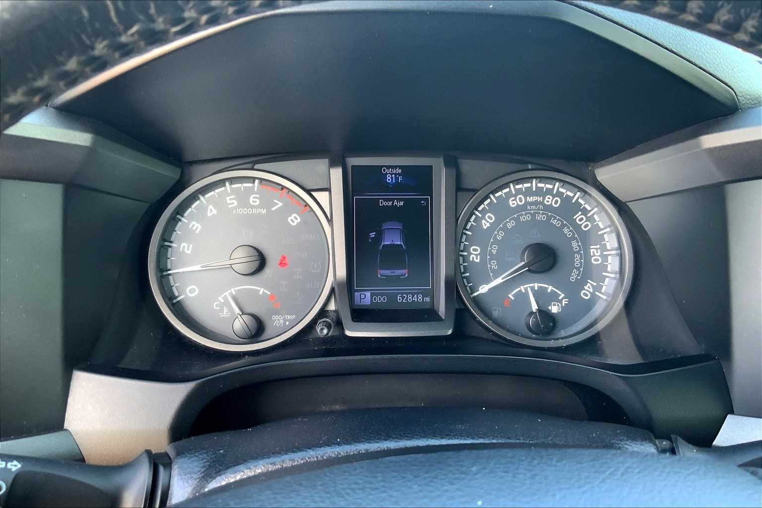 2019 Toyota Tacoma TRD photo 48