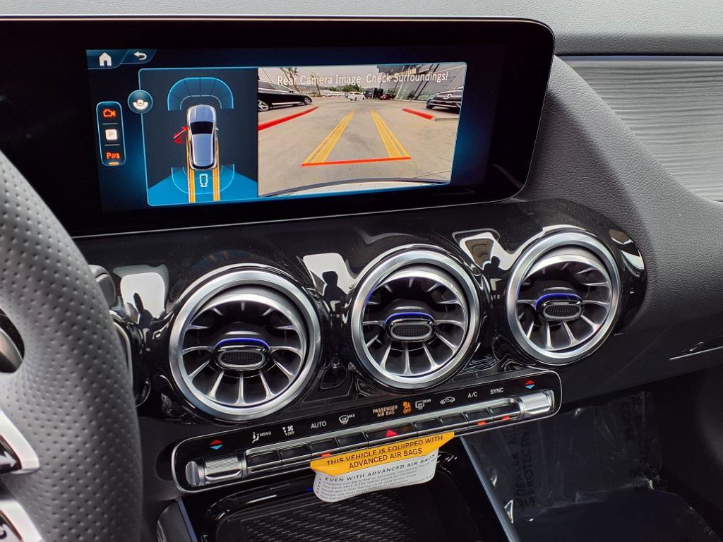 2026 Mercedes Benz GLA AMG 35 4MATIC photo 3