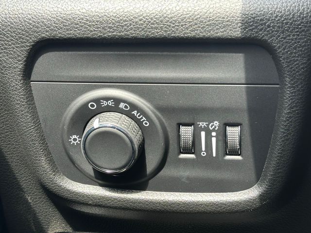 2025 Jeep Grand Cherokee Altitude X photo 17