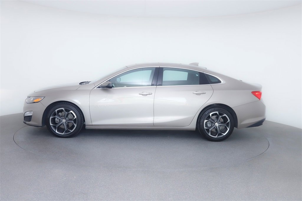 1G1ZD5ST3PF159790