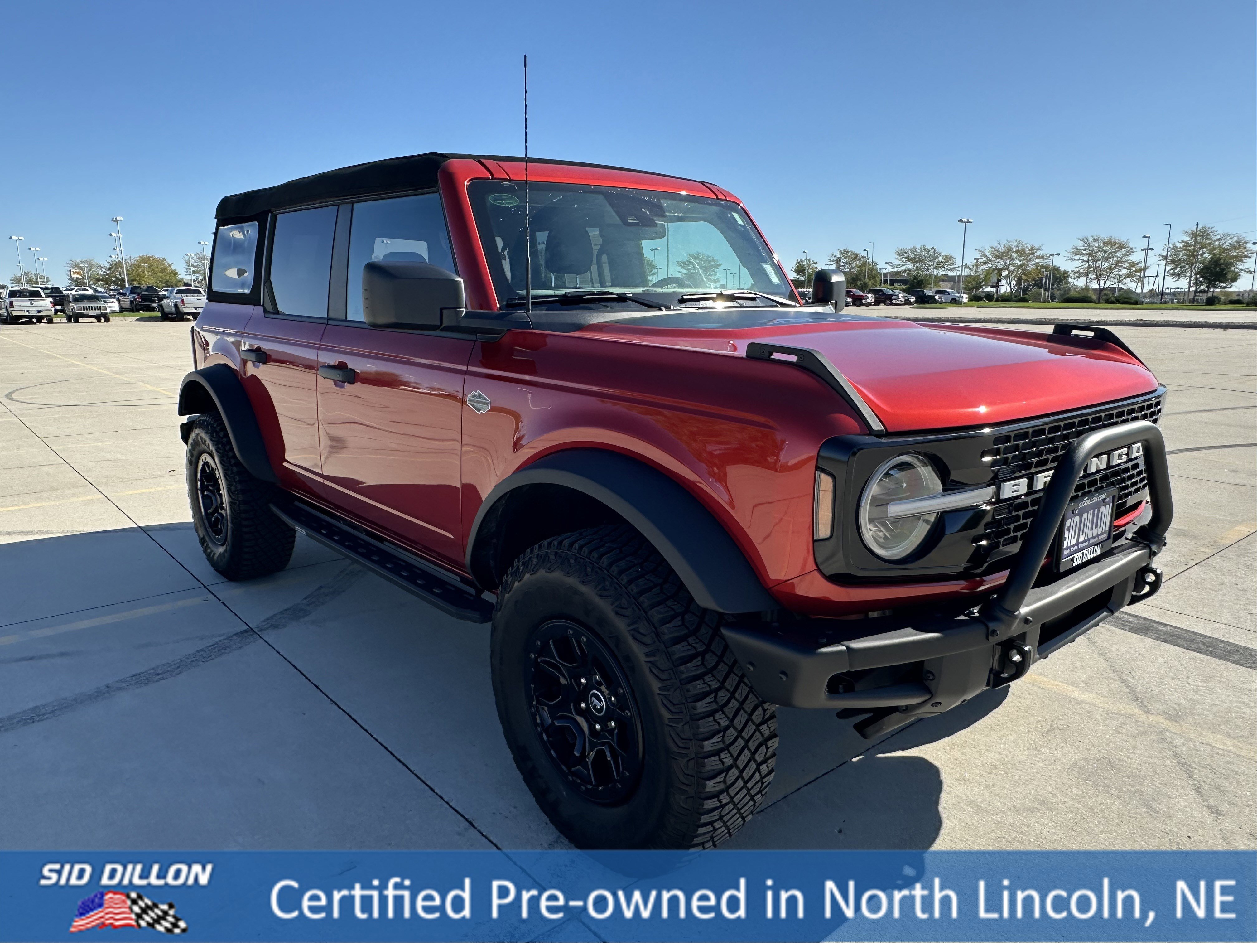 2023 Ford Bronco Wildtrak photo 2