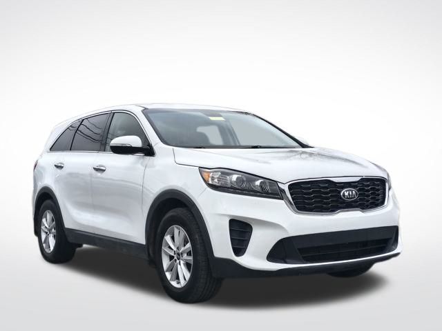 2020 Kia Sorento LX's photo