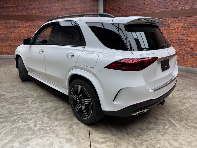 2026 Mercedes Benz GLE 450e 4MATIC photo 3