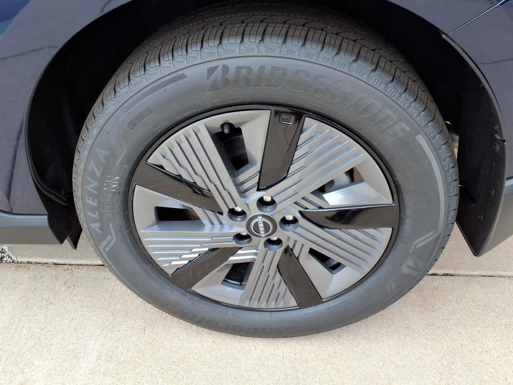 2025 Nissan Murano SL photo 9