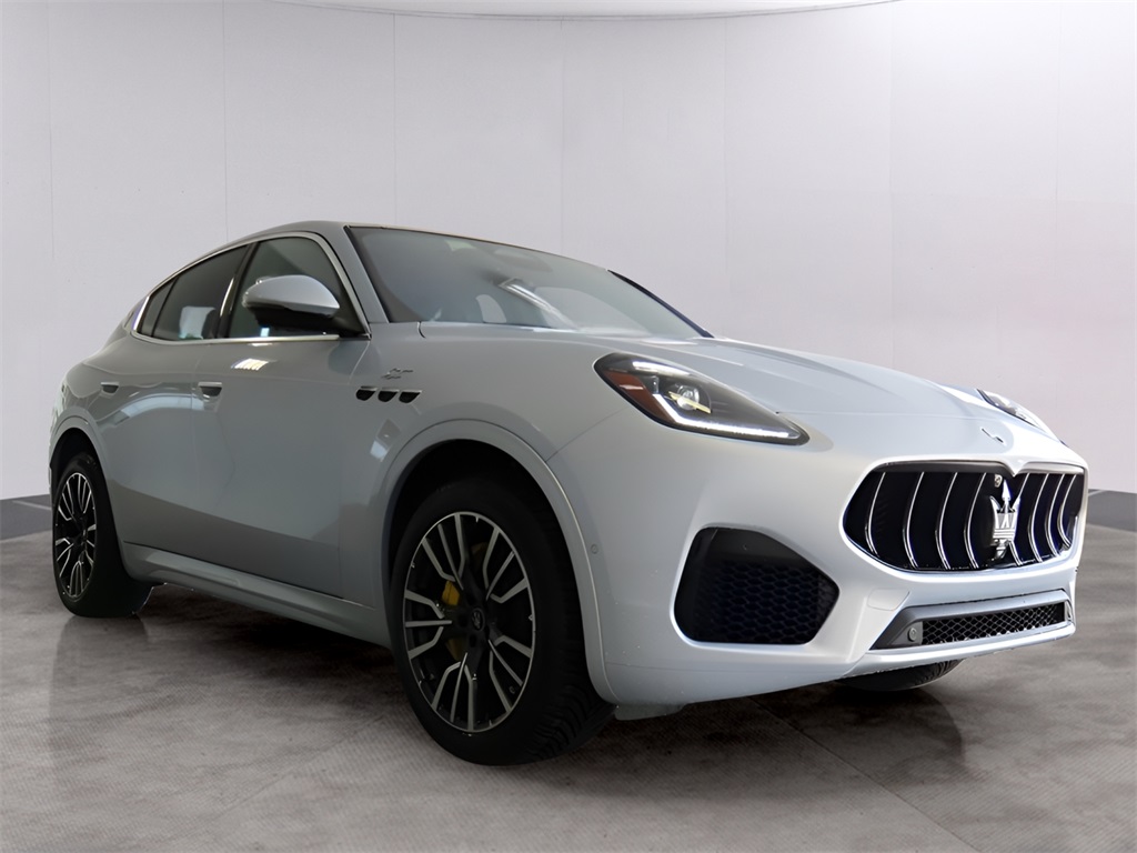 Used 2024 Maserati Grecale GT with VIN ZN6PMDAA5R7447640 for sale in Kansas City