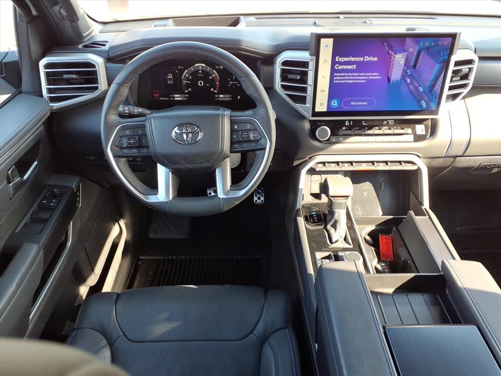 2025 Toyota Tundra Platinum photo 2