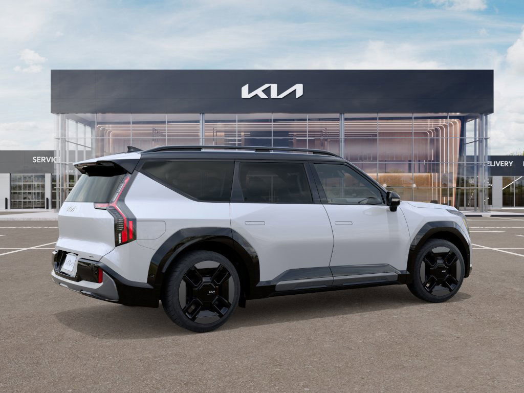 2026 Kia EV9 GT-Line photo 2