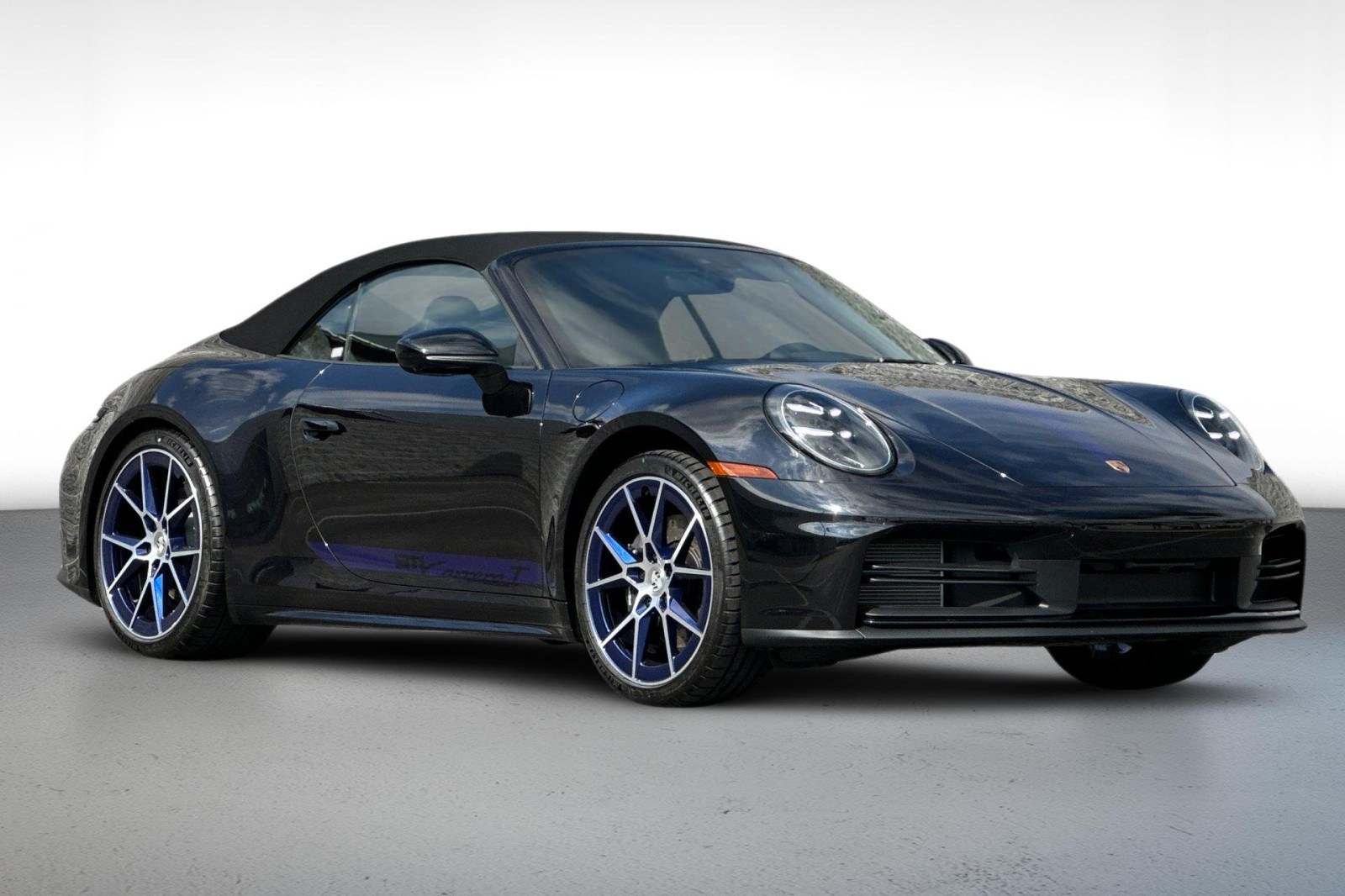 2026 Porsche 911 Cabriolet photo 13