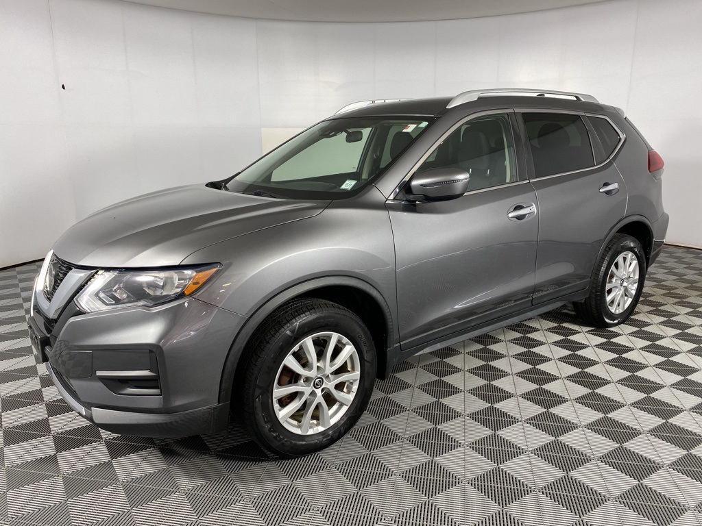 2020 Nissan Rogue SV photo 4