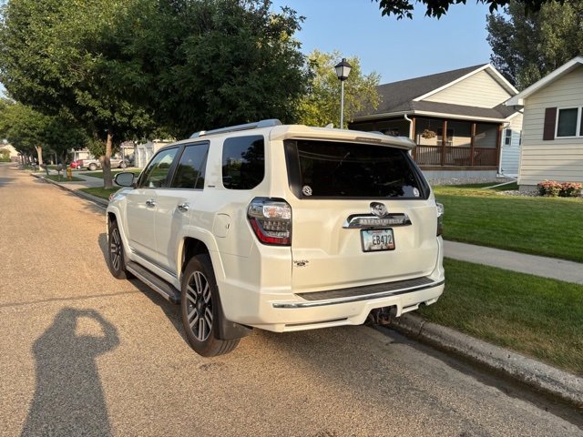 2021 Toyota 4Runner Limited photo 3