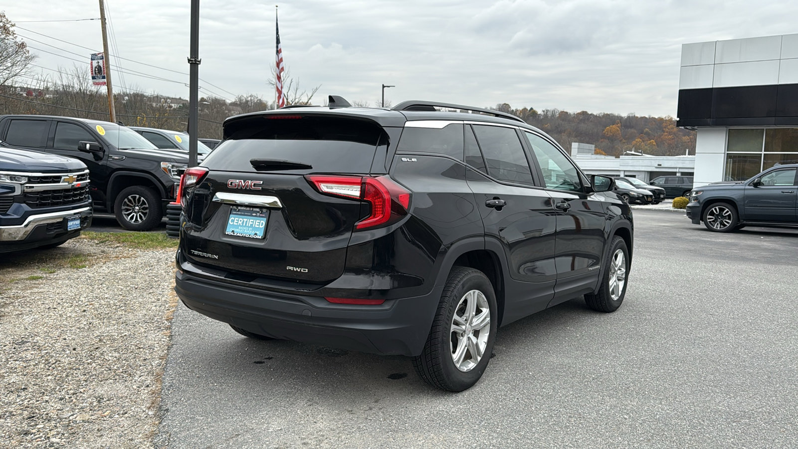 2022 Gmc Terrain SLE photo 2