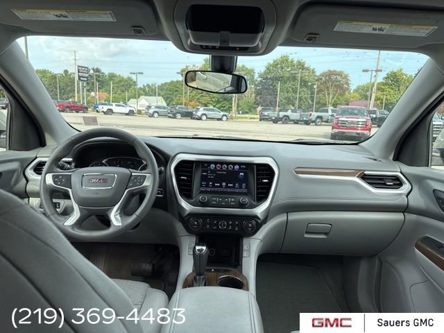 2017 Gmc Acadia SLE photo 22