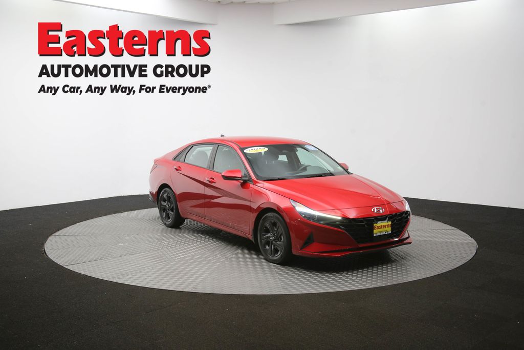 2022 Hyundai Elantra SEL Convenience photo 38