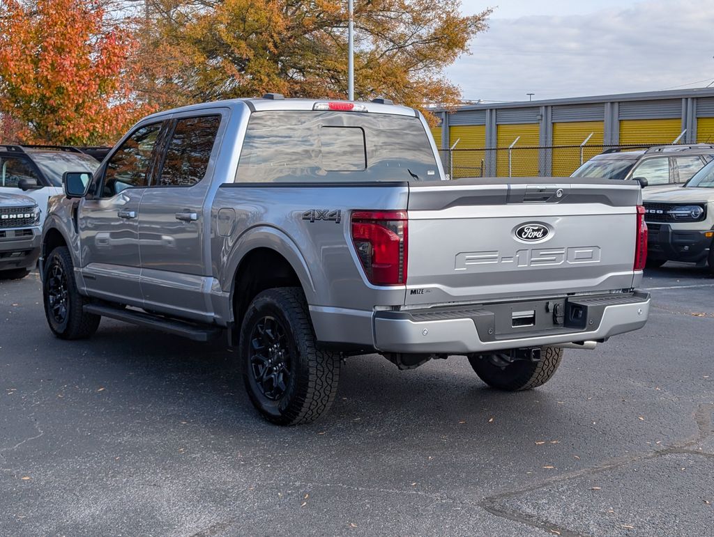 2025 Ford F-150 XLT photo 3