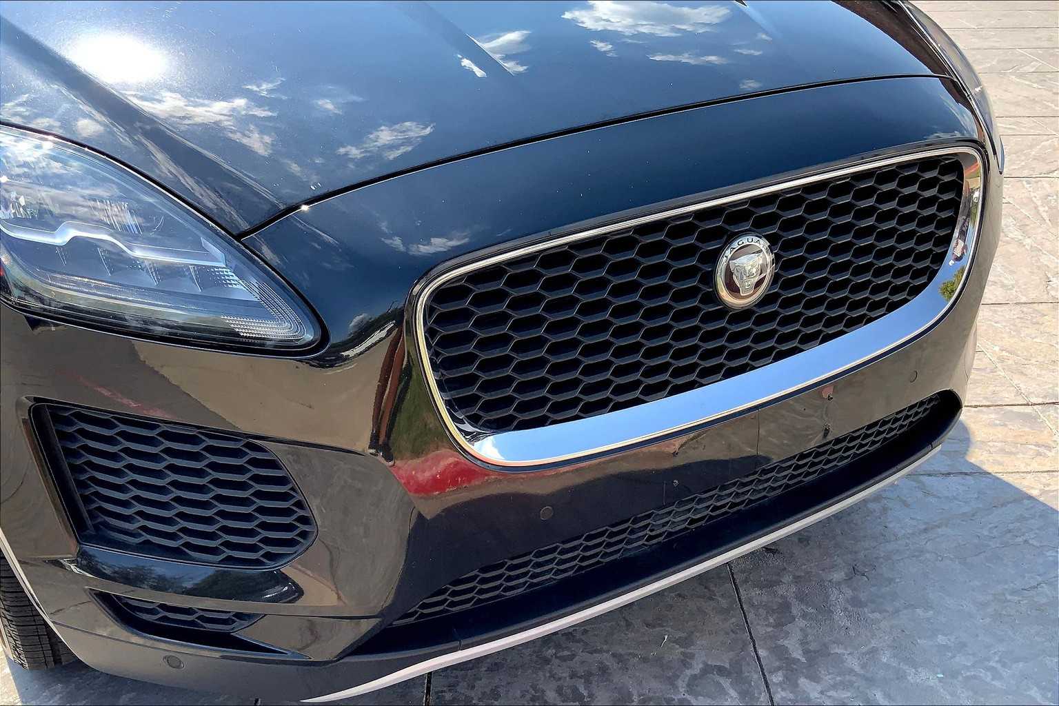 2018 Jaguar E-PACE SE photo 28