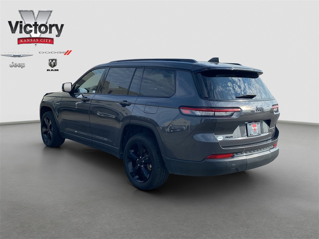 2023 Jeep Grand Cherokee Altitude photo 3
