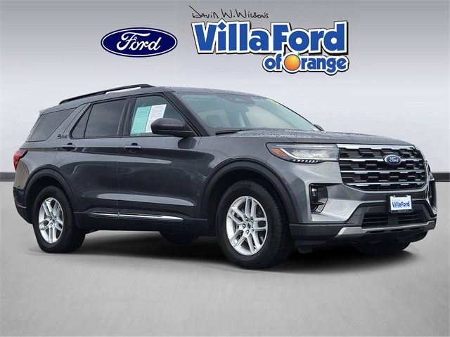 2025 Ford Explorer Active's photo