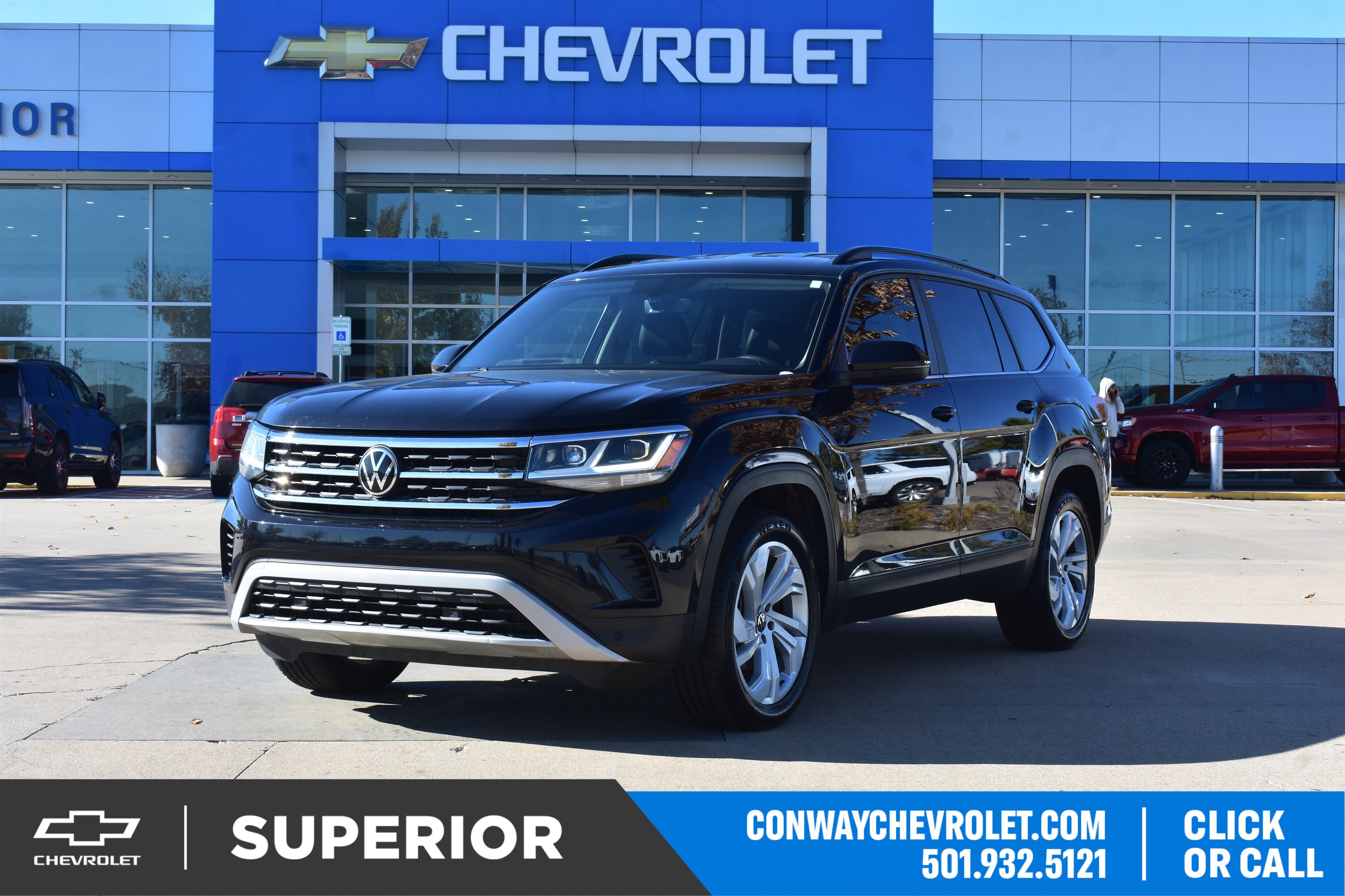 2023 Volkswagen Atlas SE w/Tech's photo