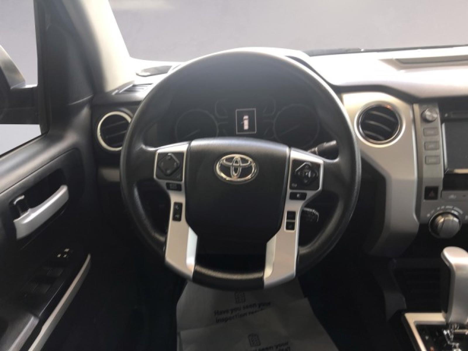 2019 Toyota Tundra SR5 CrewMax photo 10