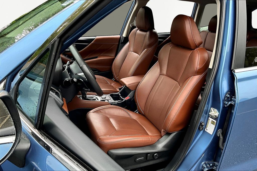 2021 Subaru Forester Touring photo 14