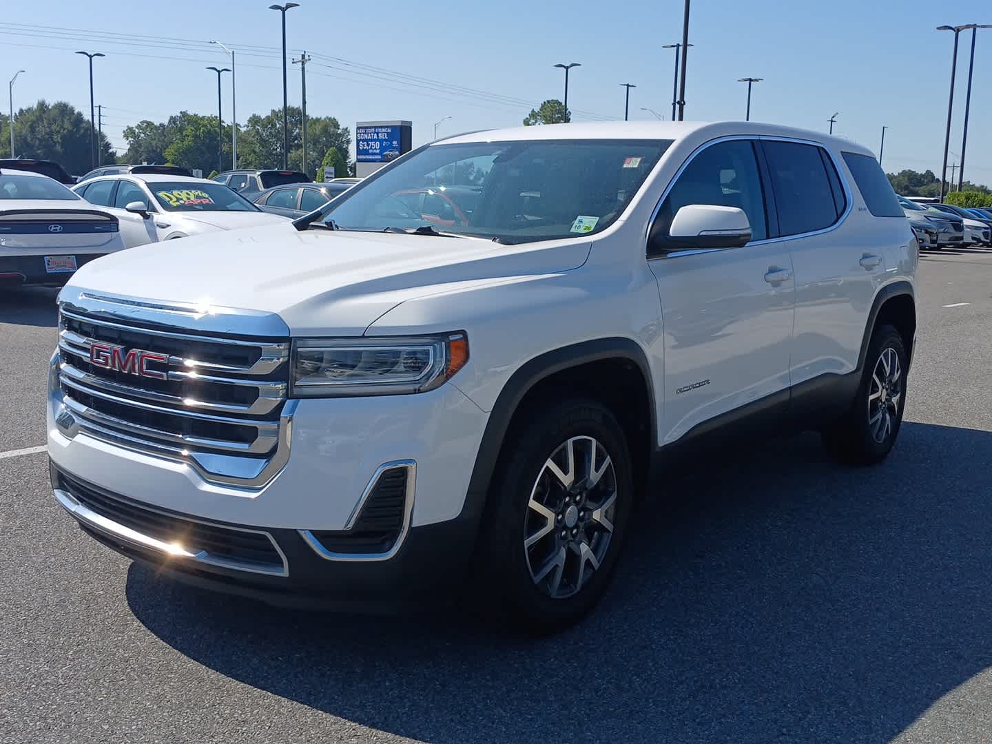 2021 Gmc Acadia SLE photo 2