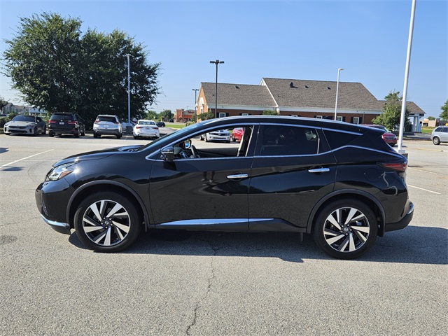 2019 Nissan Murano SL photo 2