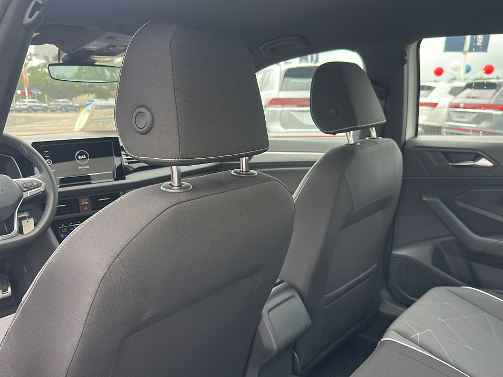 2025 Volkswagen Jetta 1.5T Sport photo 8
