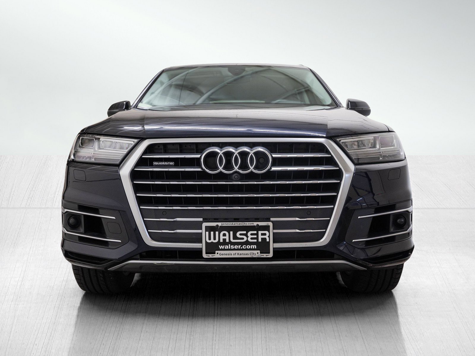 Used 2017 Audi Q7 Prestige with VIN WA1VAAF79HD049533 for sale in Kansas City