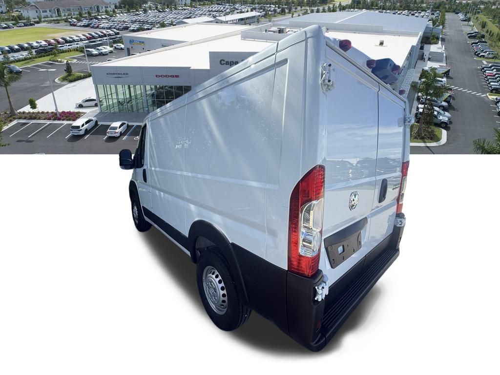 2026 Ram ProMaster 1500 photo 5