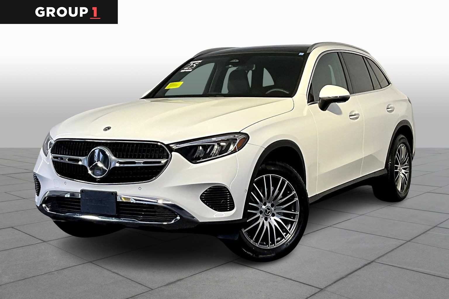 2025 Mercedes-Benz GLC Base's photo