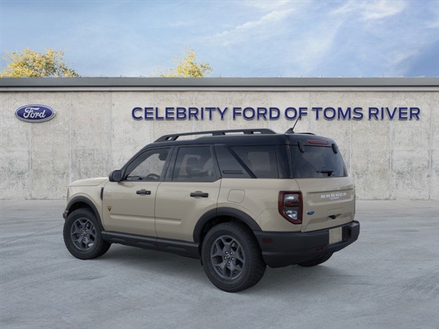 2024 Ford Bronco Sport Badlands photo 2