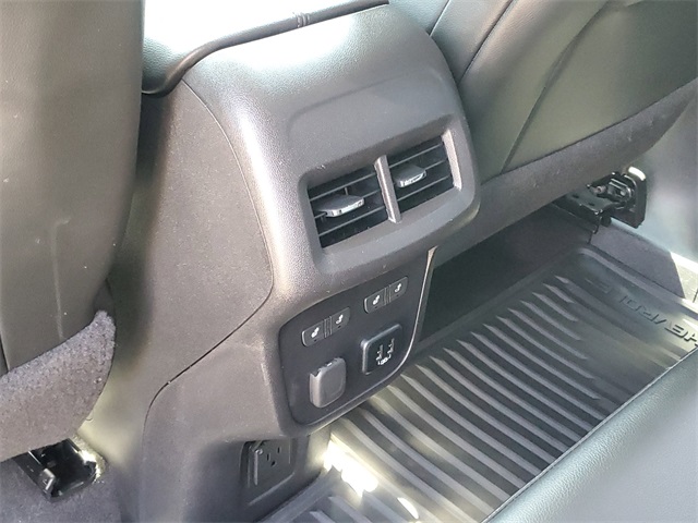2018 Chevrolet Equinox Premier photo 30