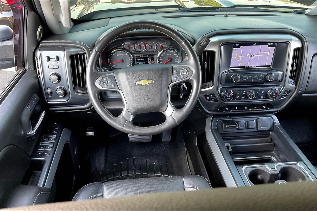 2016 Chevrolet Silverado 2500HD LTZ photo 4