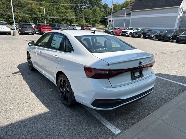 2025 Volkswagen Jetta SE photo 2
