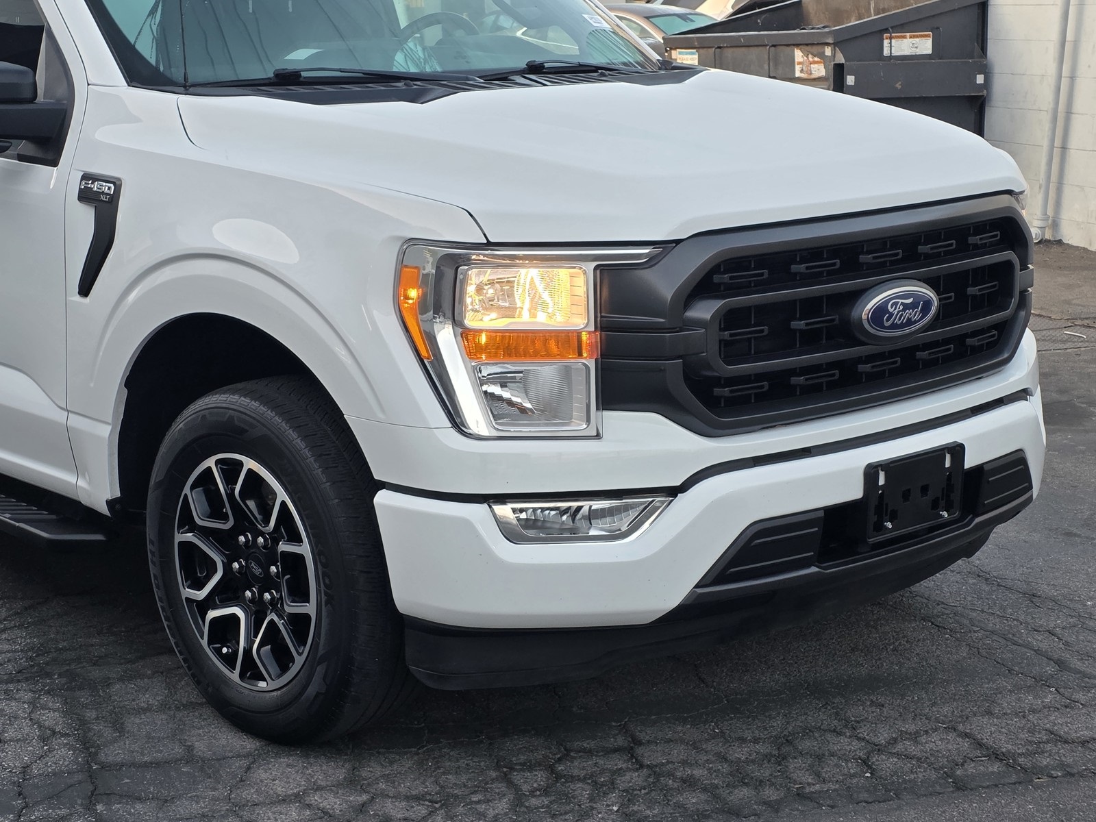 2022 Ford F-150 XLT photo 7