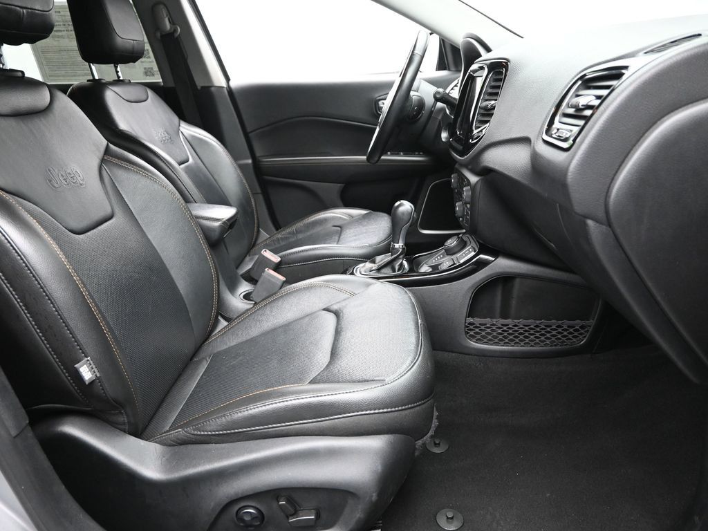 2021 Jeep Compass Limited photo 5