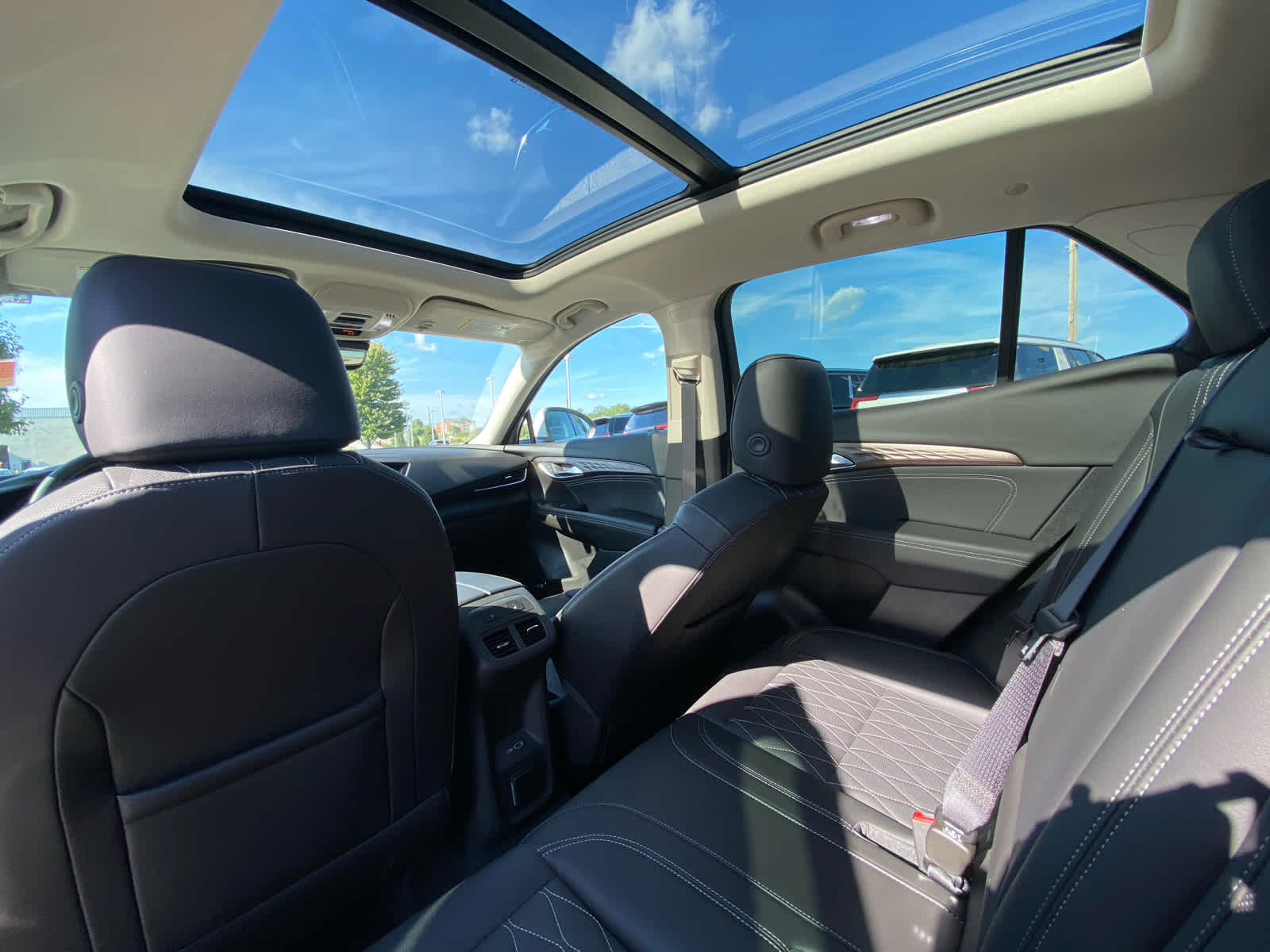 2023 Buick Envision Avenir photo 29