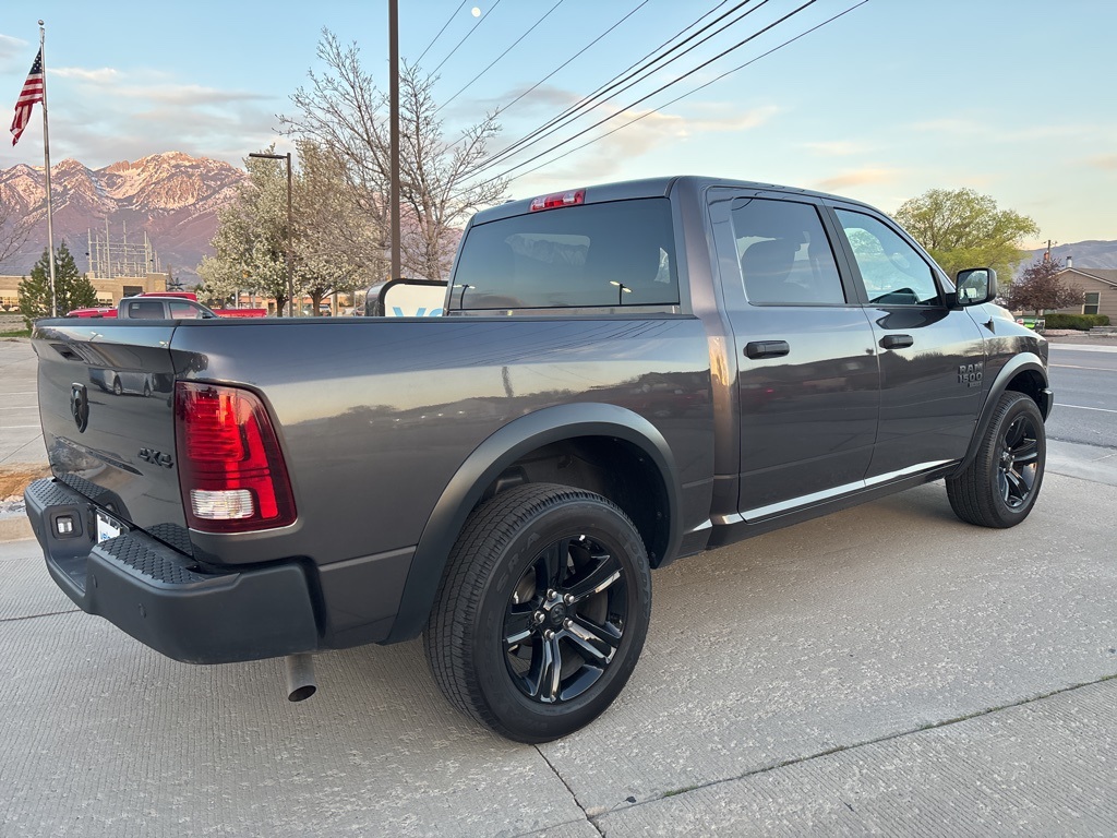 2024 Ram 1500 Classic Warlock photo 4