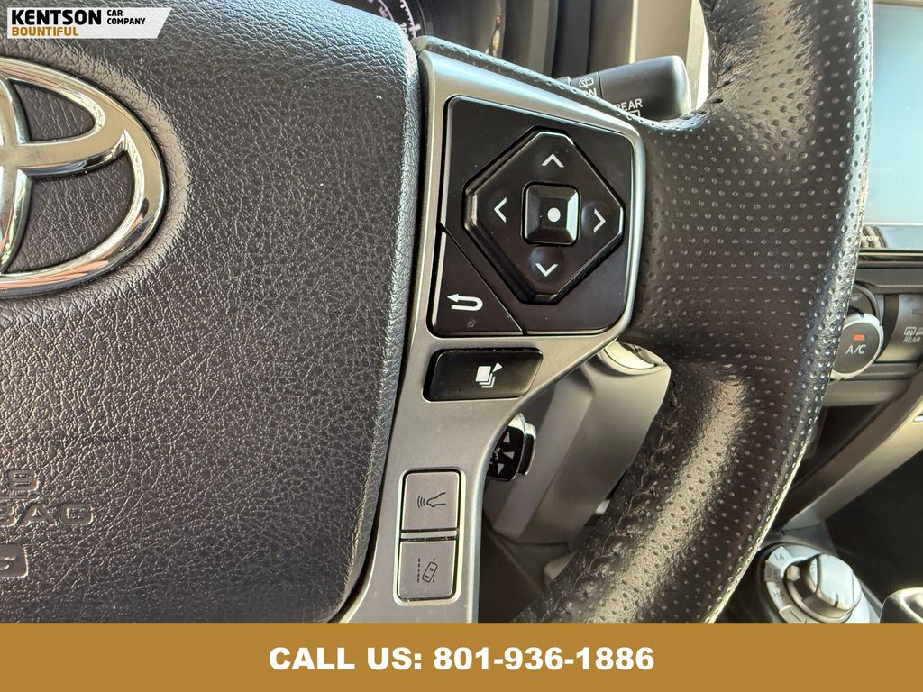2024 Toyota 4Runner SR5 Premium photo 18