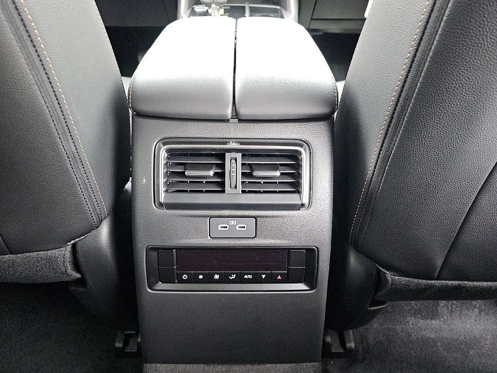 2025 Mazda CX-90 3.3 Turbo Preferred photo 11