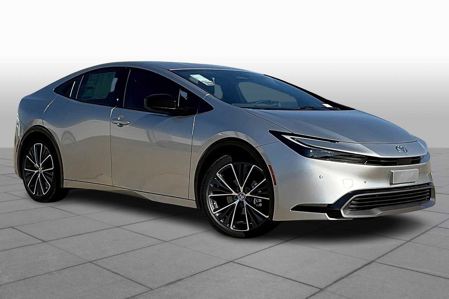 2026 Toyota Prius XLE photo 2