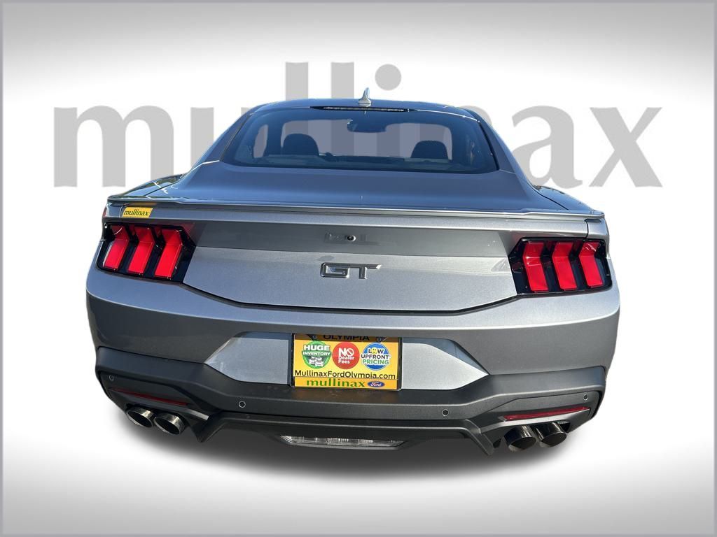 2025 Ford Mustang GT photo 4