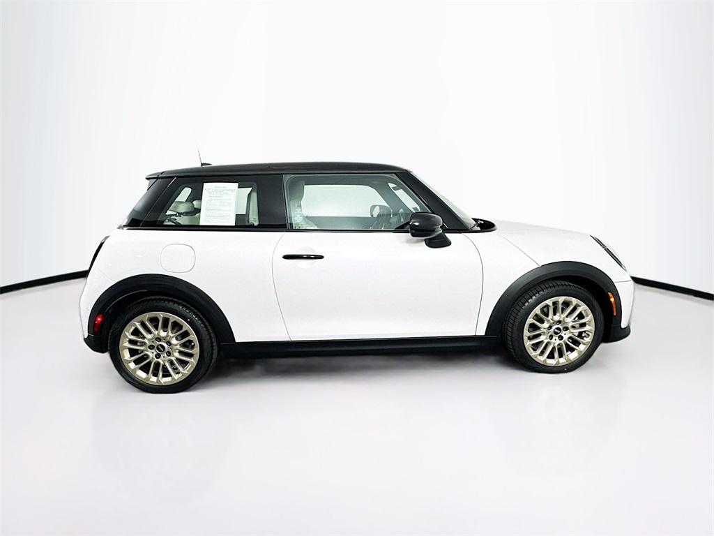 2025 Mini Cooper photo 8
