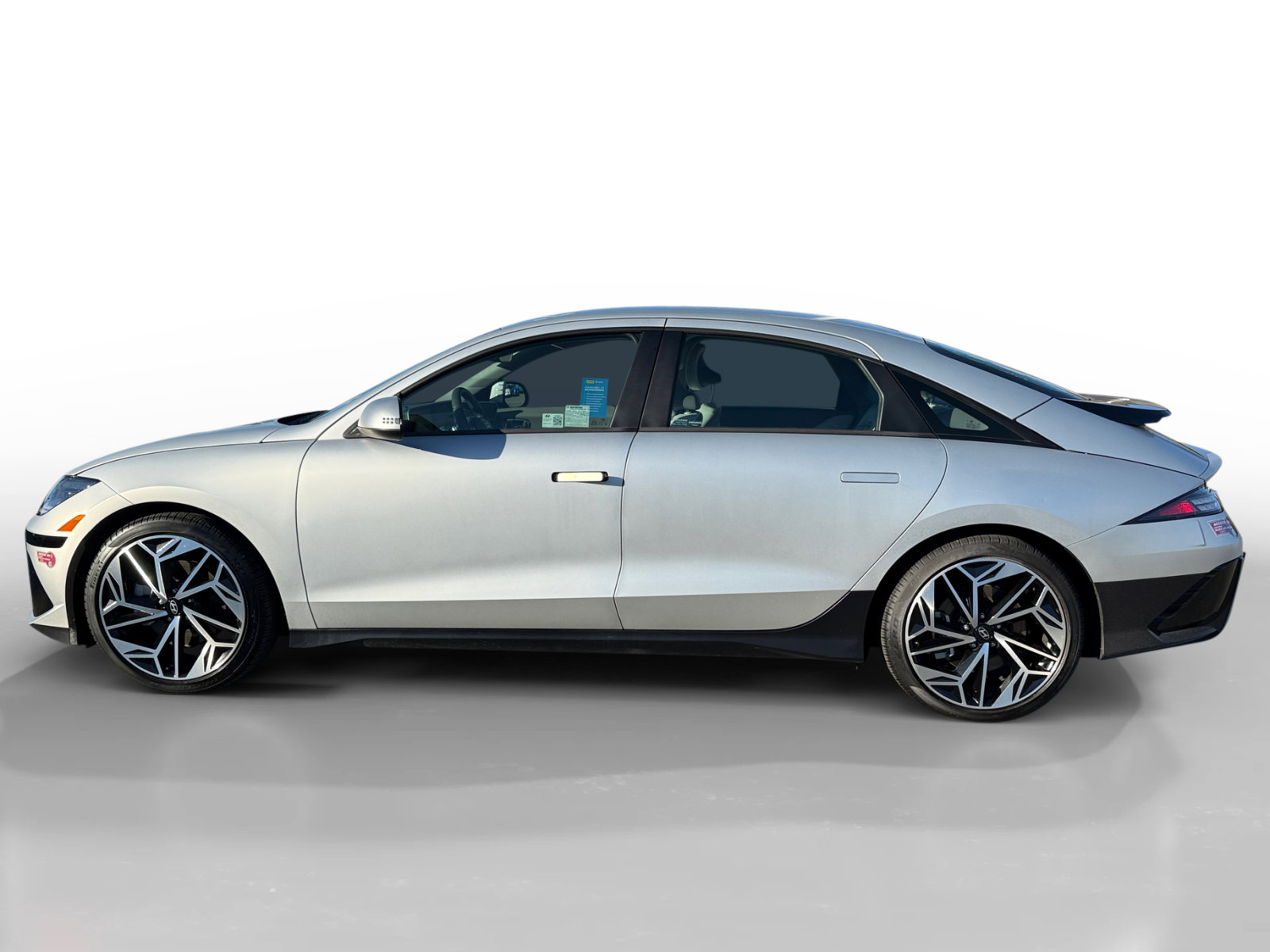 Used 2024 Hyundai IONIQ 6 SEL with VIN KMHM34AA3RA057402 for sale in Vallejo, CA