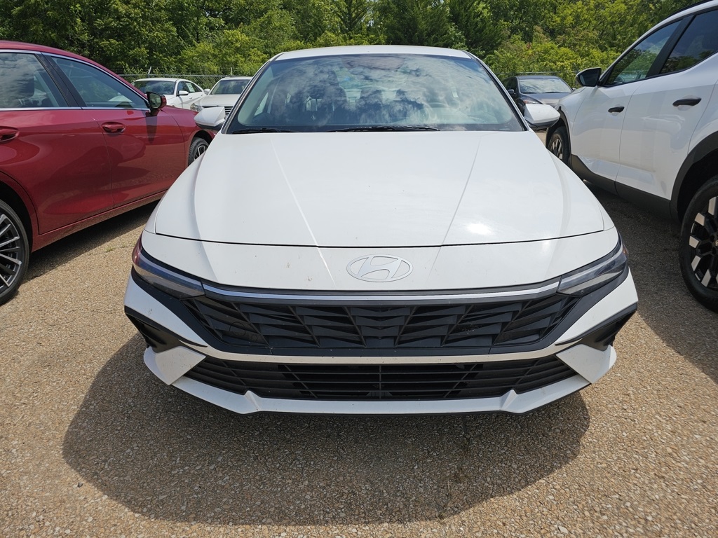 Certified 2024 Hyundai Elantra SE with VIN KMHLL4DG0RU790579 for sale in Kansas City