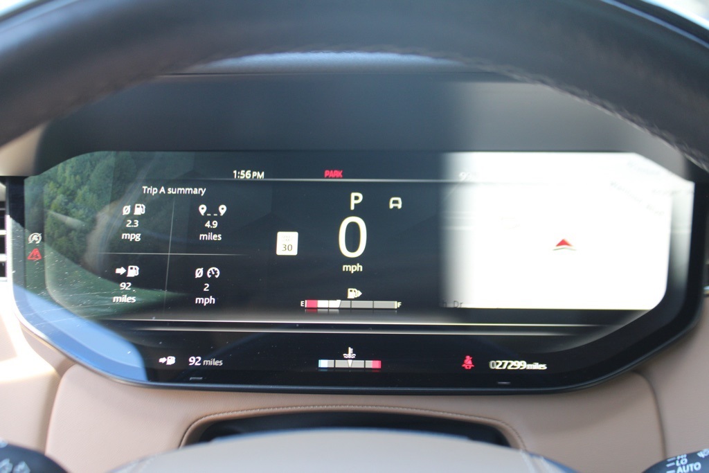 2023 Land Rover Range Rover SE photo 15